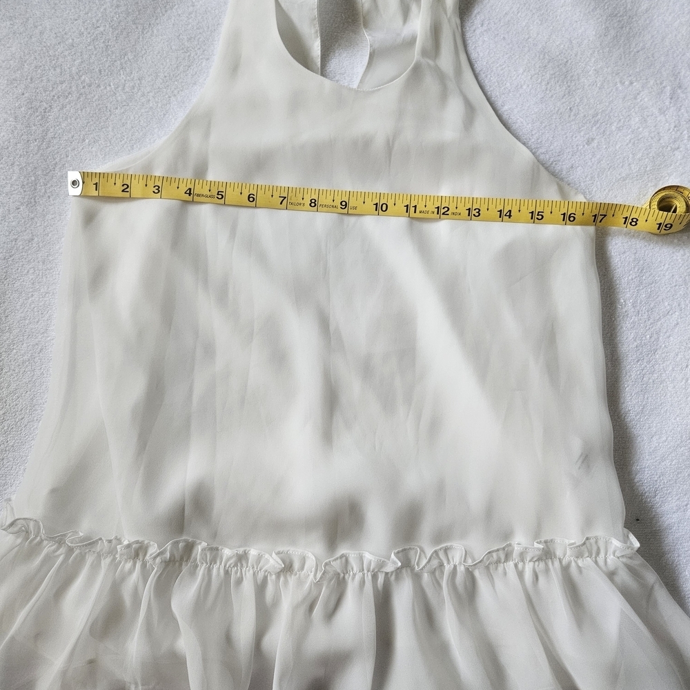 Chic and feminine Likely white peplum tank top in size 2 - Picture 4 of 7